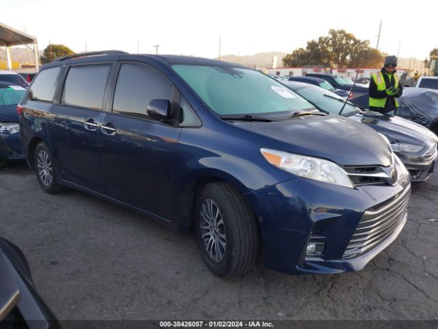 TOYOTA SIENNA 2018 5tdyz3dc3js920735