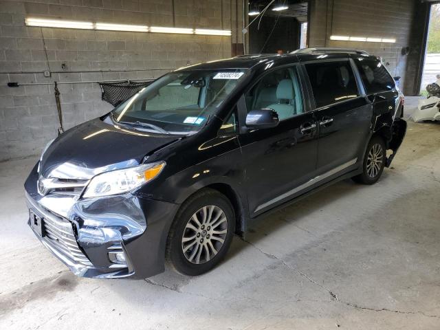 TOYOTA SIENNA XLE 2018 5tdyz3dc3js929886