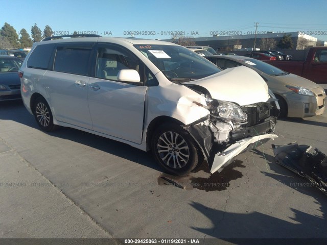 TOYOTA SIENNA 2018 5tdyz3dc3js937888