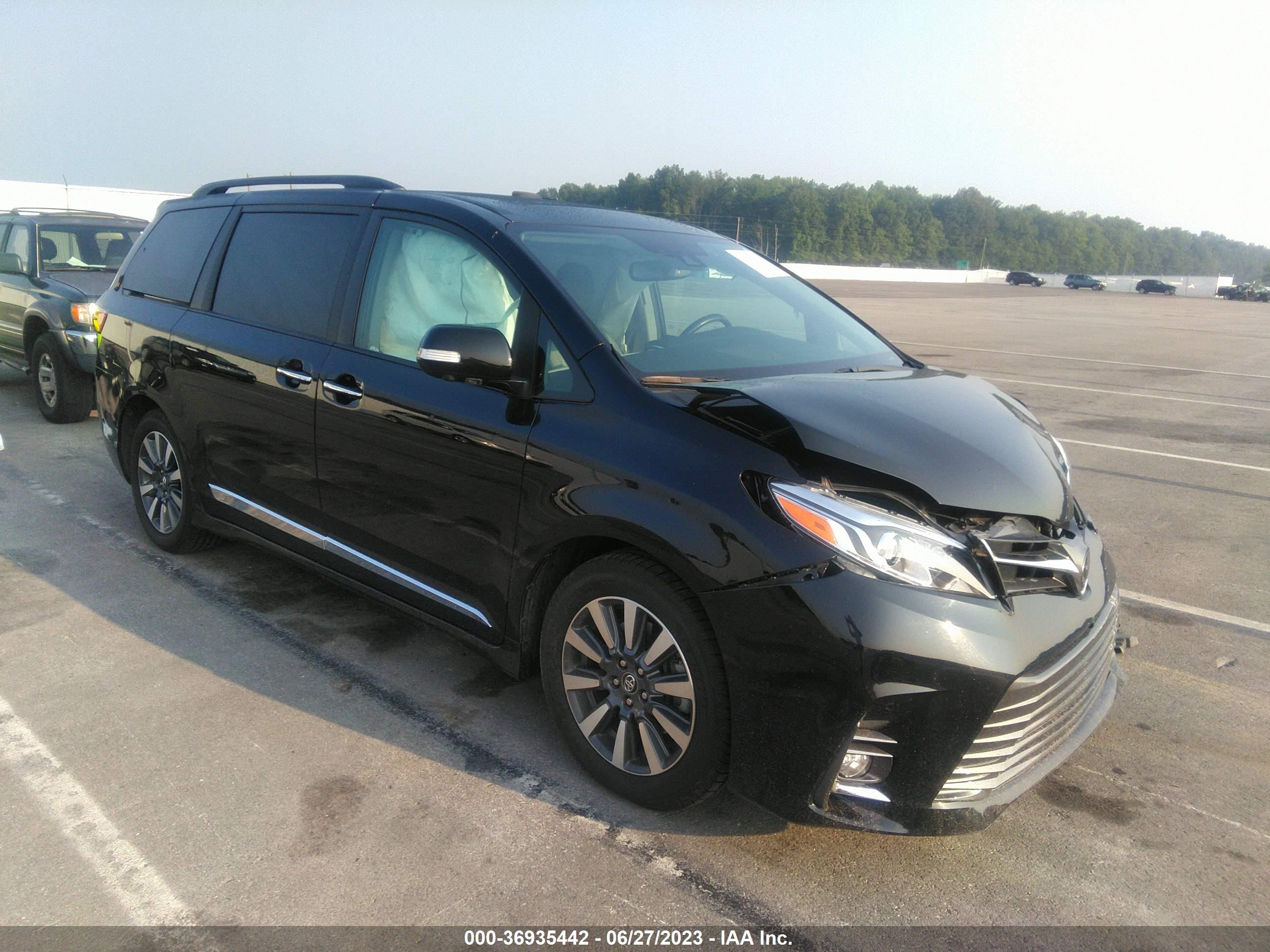 TOYOTA SIENNA 2018 5tdyz3dc3js958160