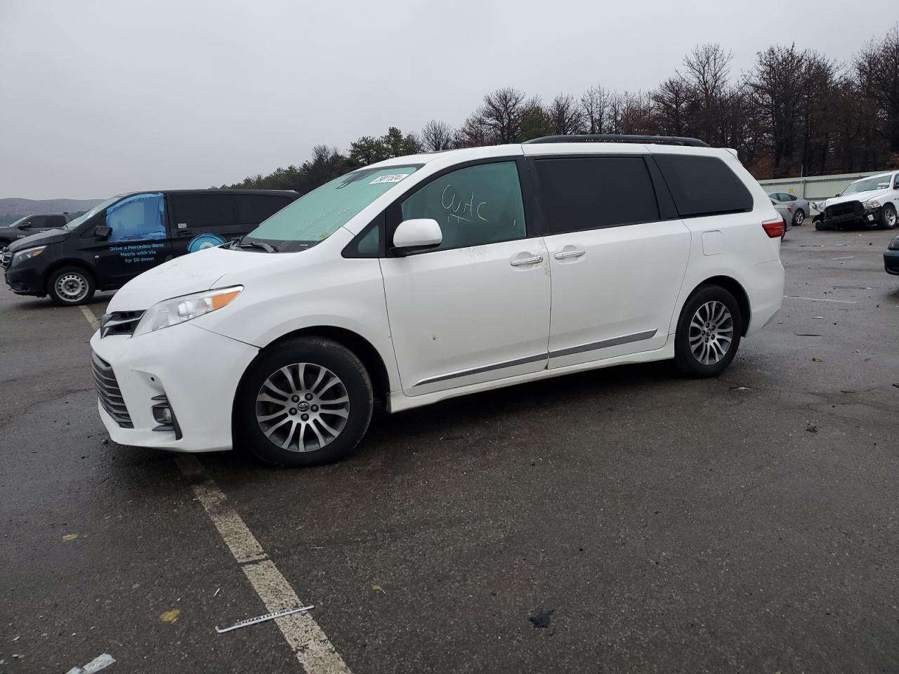 TOYOTA SIENNA 2019 5tdyz3dc3ks982198