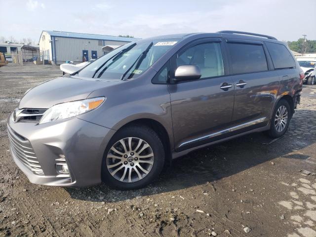 TOYOTA SIENNA XLE 2020 5tdyz3dc3ls049161