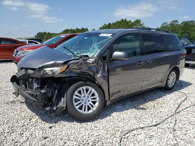 TOYOTA SIENNA XLE 2017 5tdyz3dc4hs770760