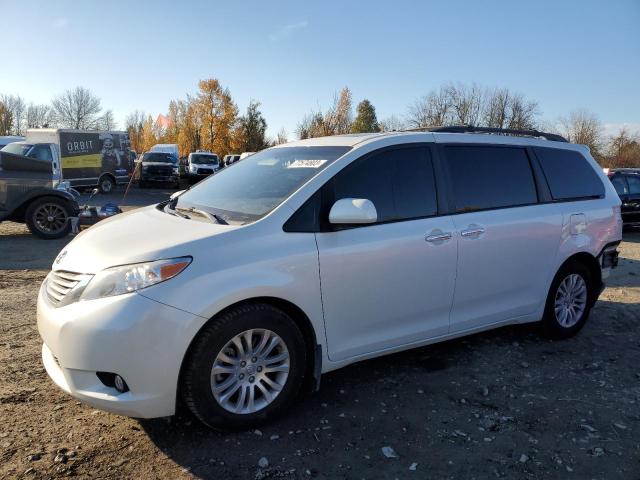 TOYOTA SIENNA XLE 2017 5tdyz3dc4hs831895