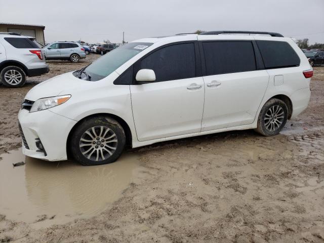 TOYOTA SIENNA XLE 2018 5tdyz3dc4js904978