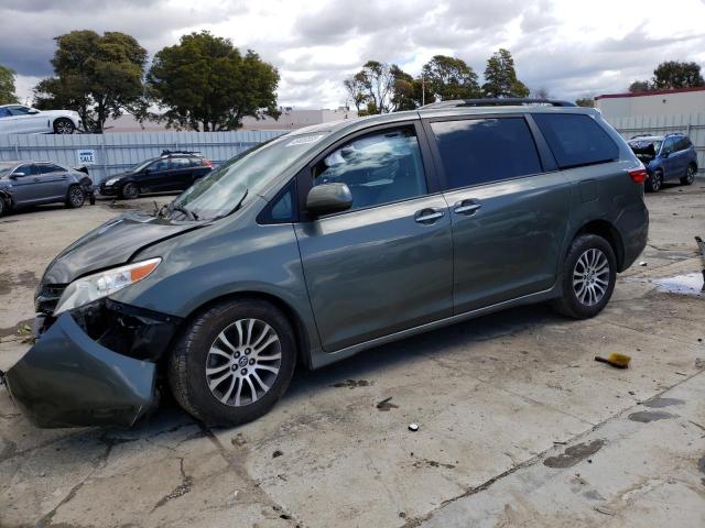 TOYOTA SIENNA XLE 2018 5tdyz3dc4js912398