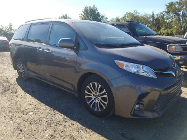 TOYOTA SIENNA XLE 2018 5tdyz3dc4js927130