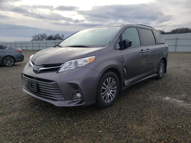 TOYOTA SIENNA XLE 2018 5tdyz3dc4js932151