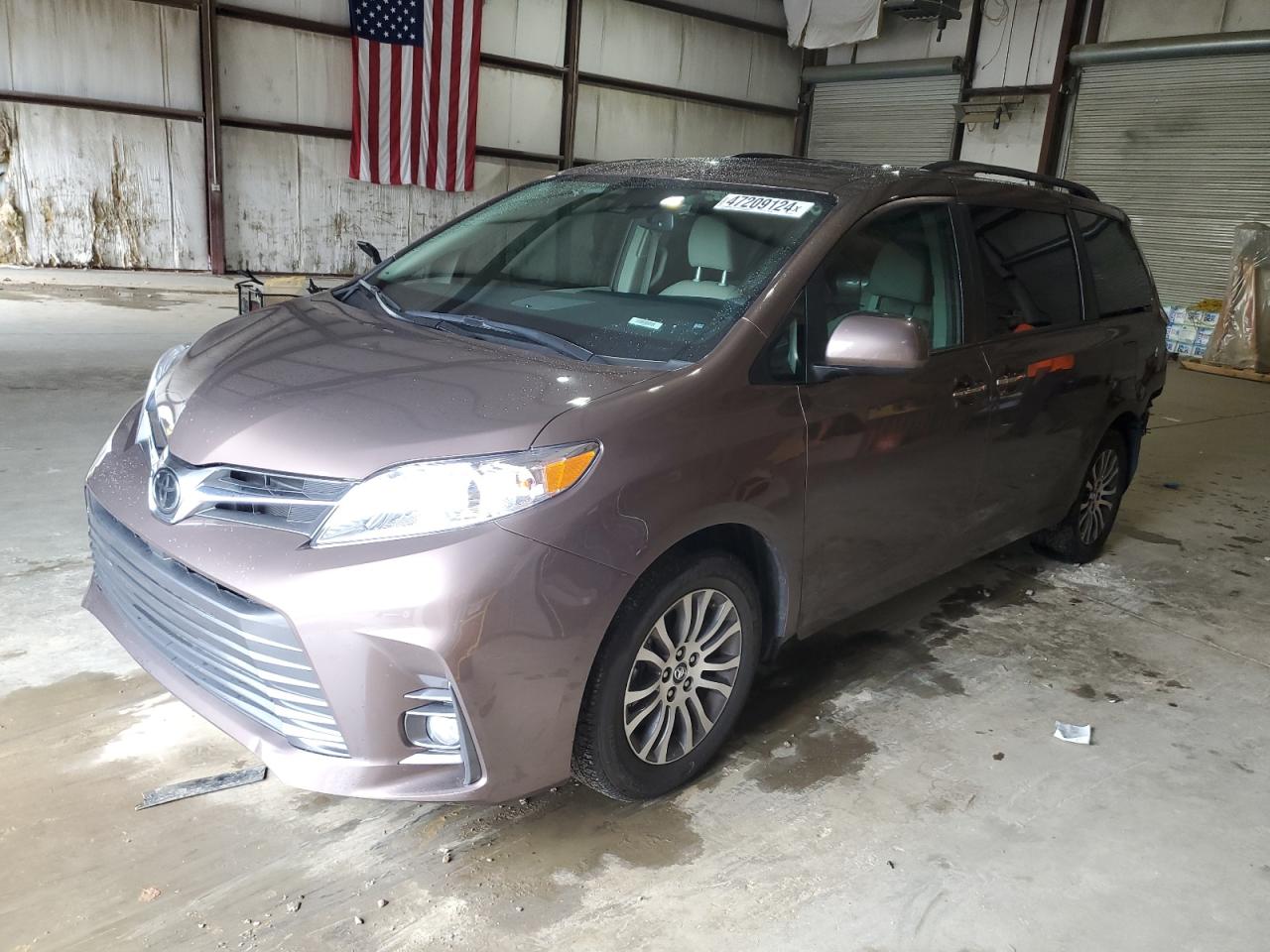 TOYOTA SIENNA 2019 5tdyz3dc4ks009735