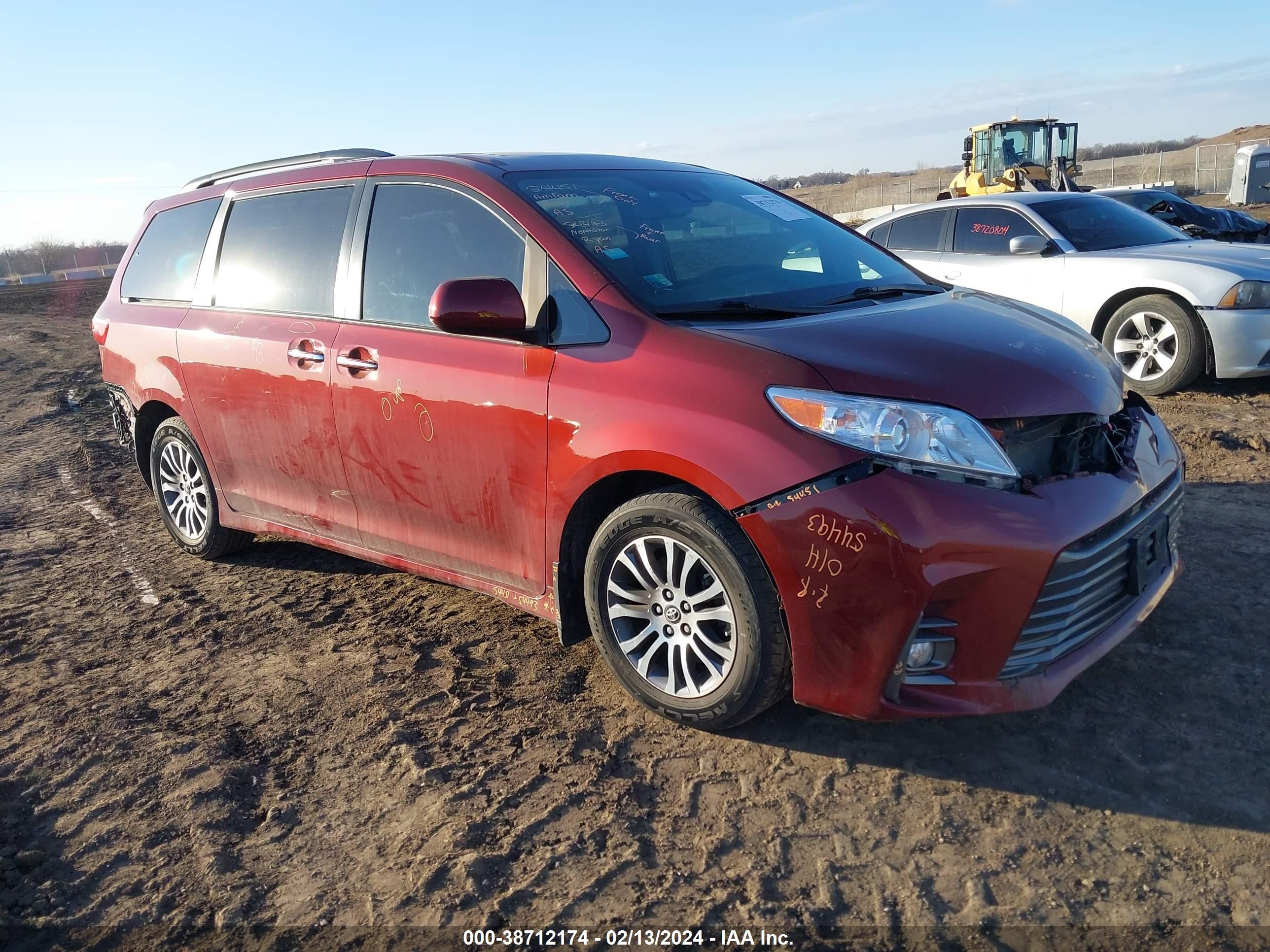 TOYOTA SIENNA 2019 5tdyz3dc4ks014613