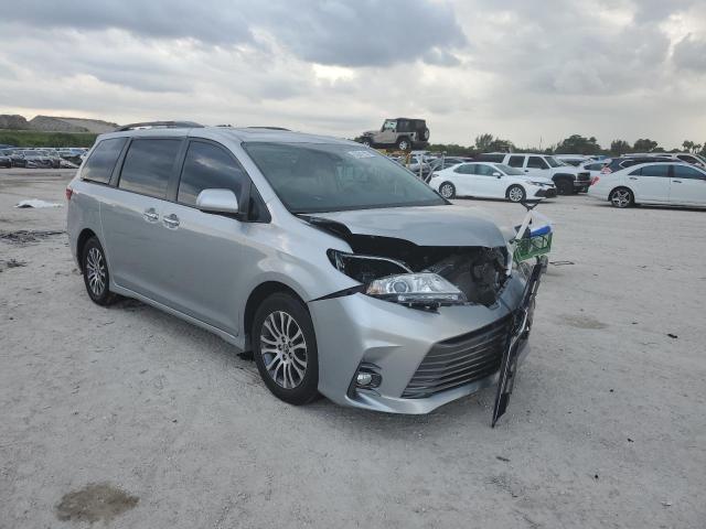 TOYOTA SIENNA XLE 2020 5tdyz3dc4ls029484