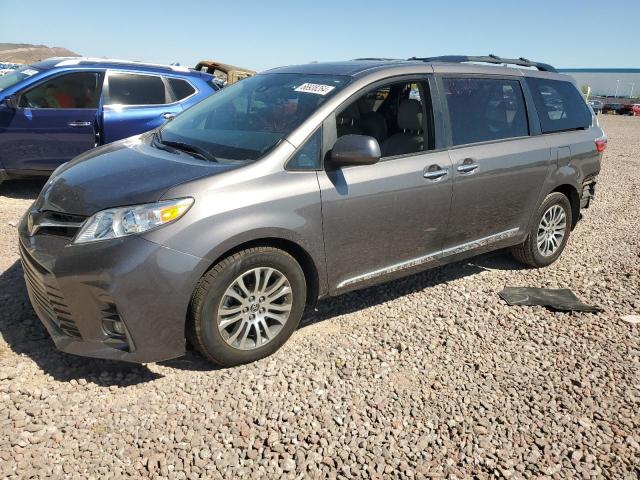 TOYOTA SIENNA XLE 2020 5tdyz3dc4ls081620