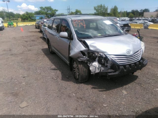 TOYOTA SIENNA 2017 5tdyz3dc5hs820260