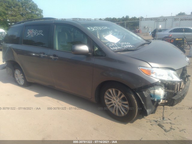 TOYOTA SIENNA 2017 5tdyz3dc5hs837625