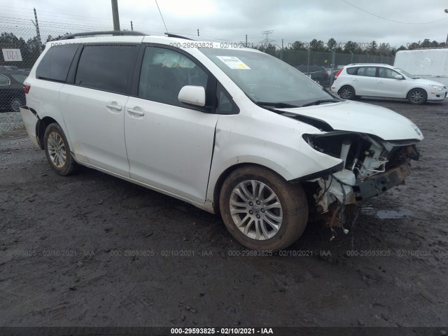 TOYOTA SIENNA 2017 5tdyz3dc5hs840539