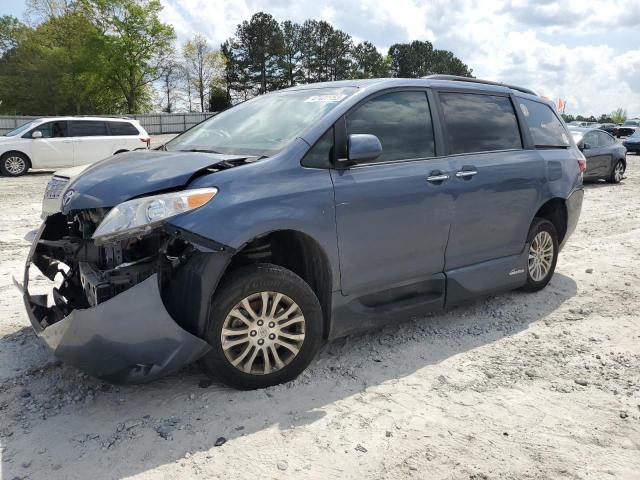 TOYOTA SIENNA XLE 2017 5tdyz3dc5hs843036