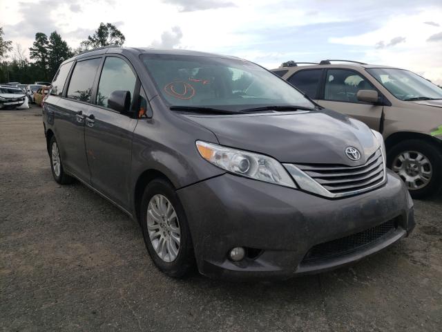 TOYOTA SIENNA XLE 2017 5tdyz3dc5hs880670