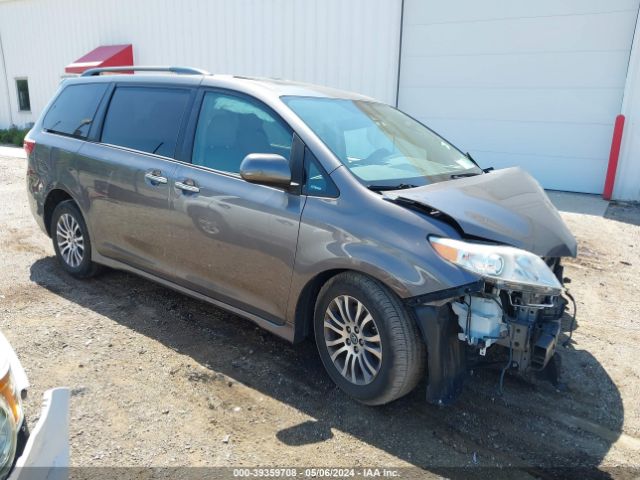 TOYOTA SIENNA 2018 5tdyz3dc5js922518