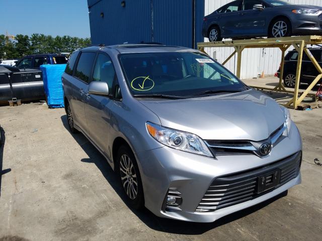 TOYOTA SIENNA XLE 2018 5tdyz3dc5js932255