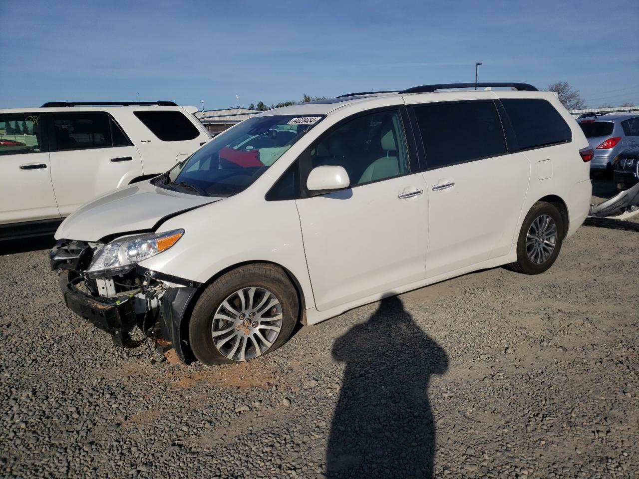 TOYOTA SIENNA 2018 5tdyz3dc5js935706