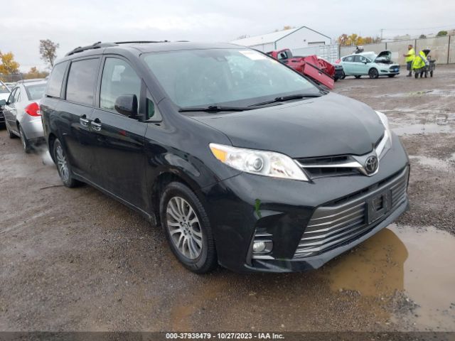 TOYOTA SIENNA 2018 5tdyz3dc5js957964