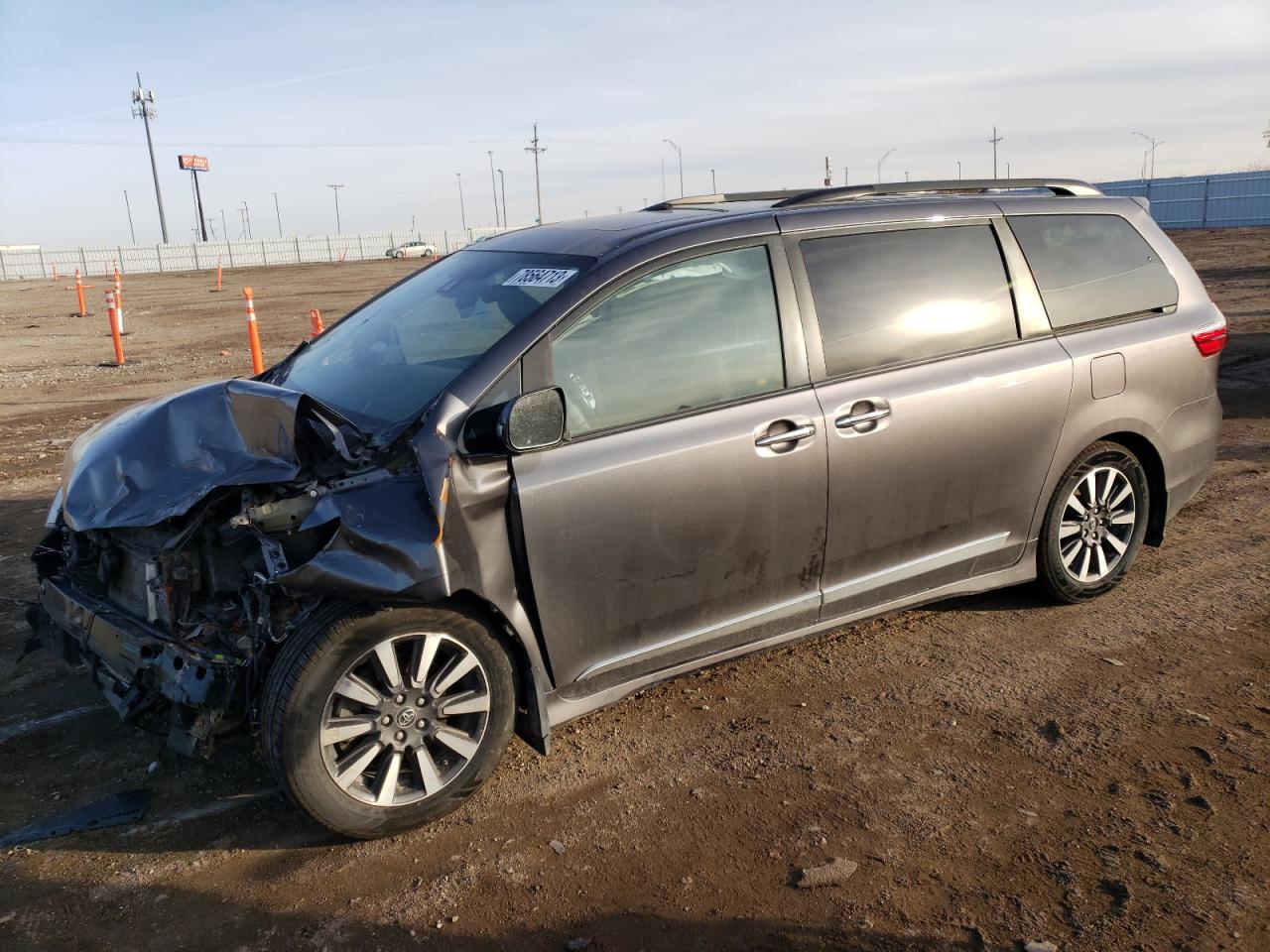 TOYOTA SIENNA 2019 5tdyz3dc5ks012059