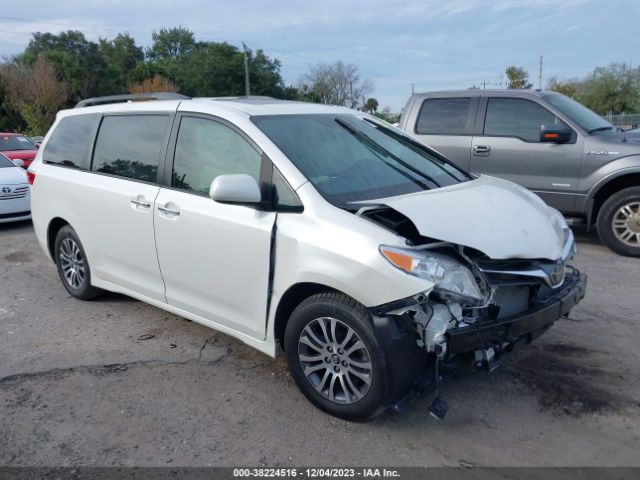 TOYOTA SIENNA 2019 5tdyz3dc5ks020484