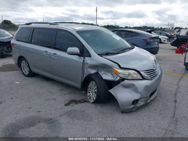 TOYOTA SIENNA 2017 5tdyz3dc6hs766855