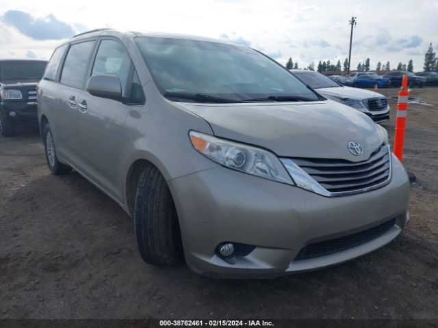 TOYOTA SIENNA 2017 5tdyz3dc6hs791545