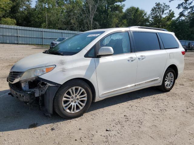 TOYOTA SIENNA XLE 2017 5tdyz3dc6hs805671