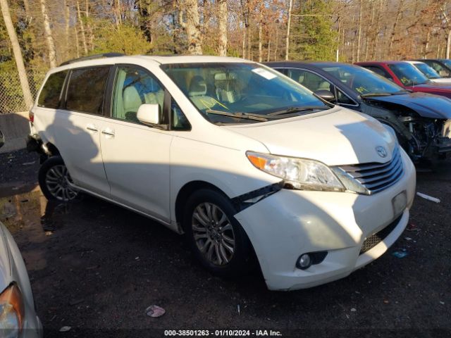 TOYOTA SIENNA 2017 5tdyz3dc6hs811051