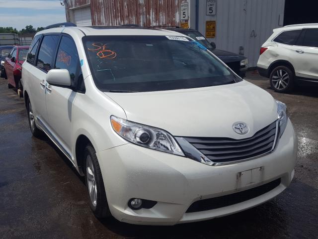 TOYOTA SIENNA XLE 2017 5tdyz3dc6hs820252