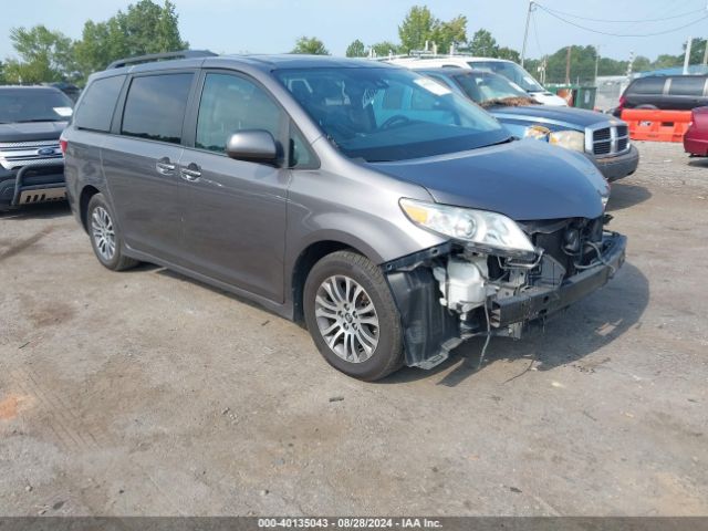 TOYOTA SIENNA 2018 5tdyz3dc6js917618