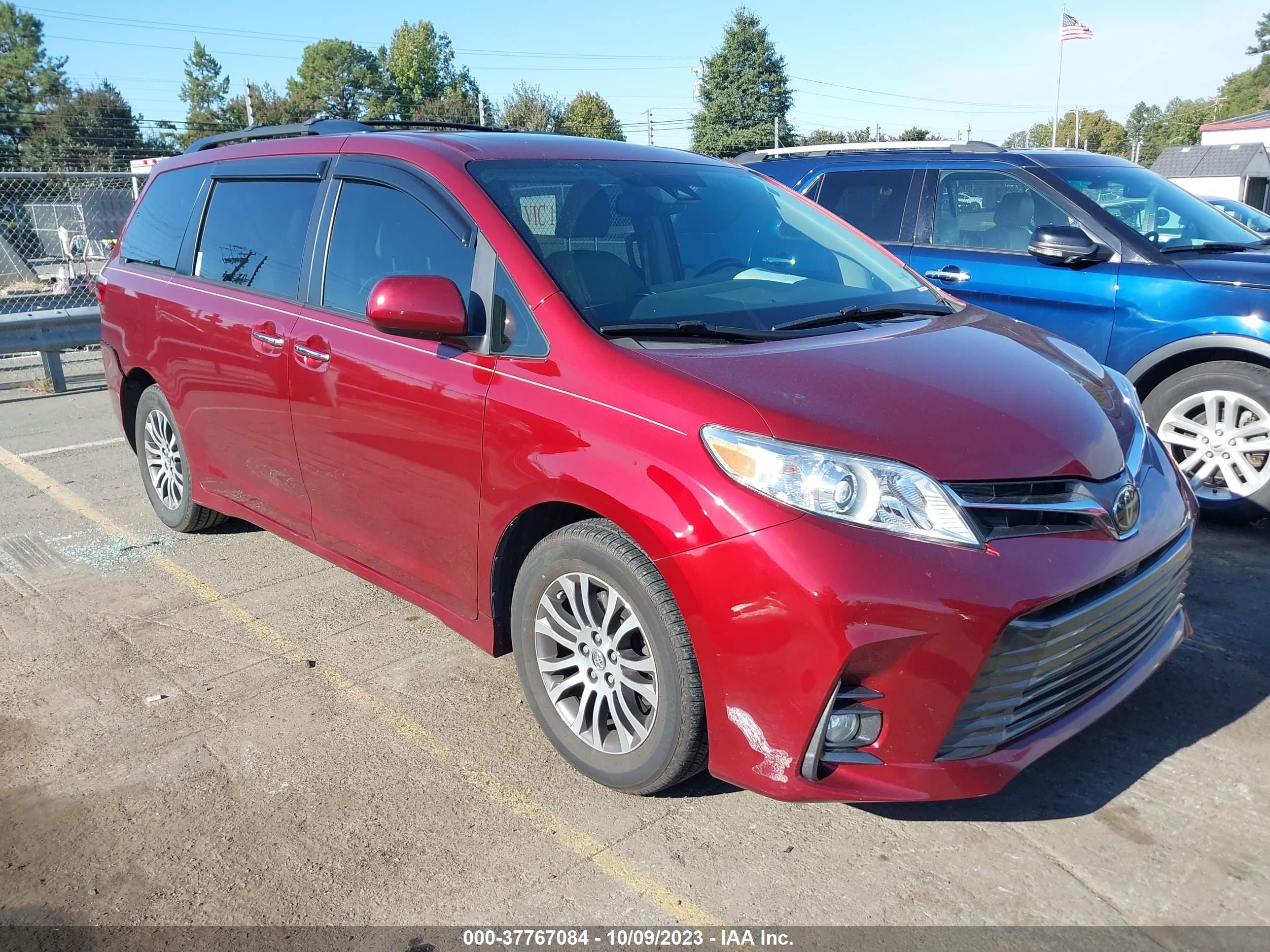 TOYOTA SIENNA 2019 5tdyz3dc6ks012779