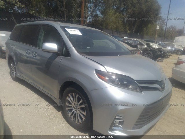 TOYOTA SIENNA 2019 5tdyz3dc6ks989212