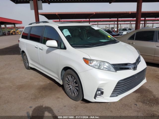 TOYOTA SIENNA 2019 5tdyz3dc6ks989789