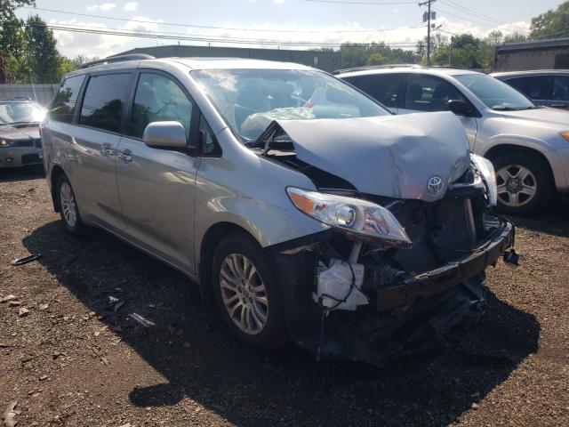 TOYOTA SIENNA XLE 2017 5tdyz3dc7hs816551