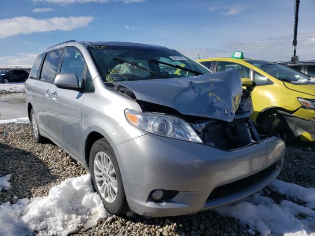 TOYOTA SIENNA XLE 2017 5tdyz3dc7hs880766