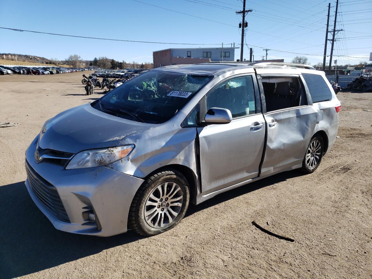 TOYOTA SIENNA 2018 5tdyz3dc7js929860