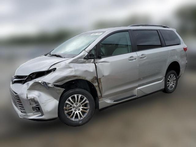 TOYOTA SIENNA XLE 2020 5tdyz3dc7ls082261