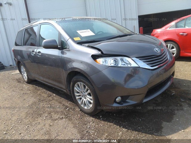 TOYOTA SIENNA 2017 5tdyz3dc8hs766727