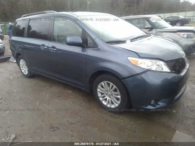 TOYOTA SIENNA 2017 5tdyz3dc8hs771071