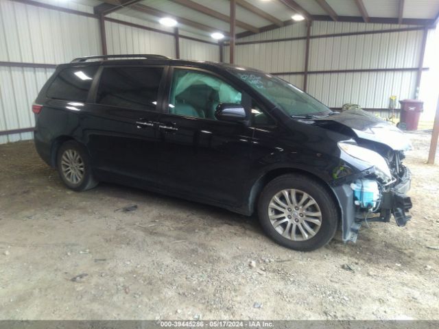 TOYOTA SIENNA 2017 5tdyz3dc8hs811889