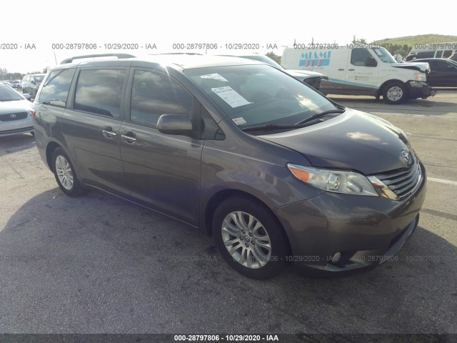 TOYOTA SIENNA 2017 5tdyz3dc8hs844259