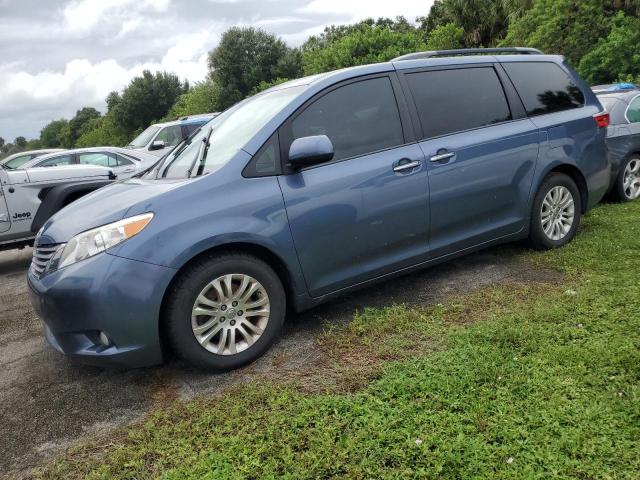 TOYOTA SIENNA XLE 2017 5tdyz3dc8hs852216