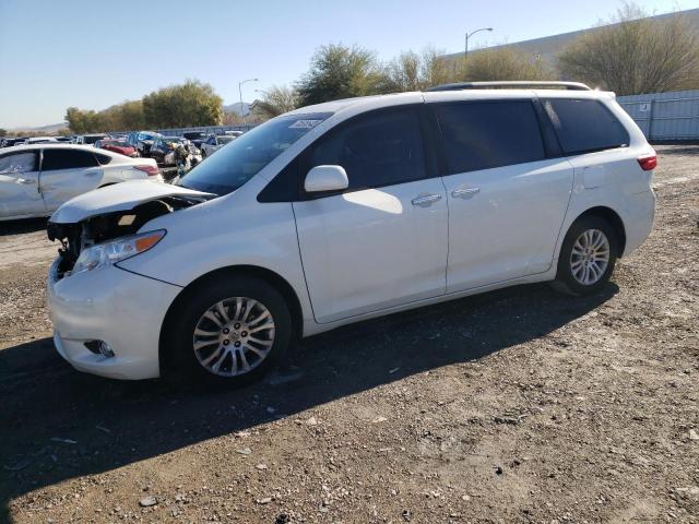 TOYOTA SIENNA XLE 2017 5tdyz3dc8hs854337