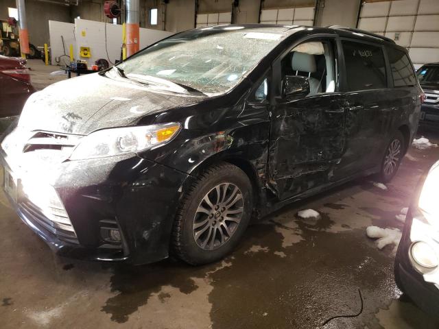 TOYOTA SIENNA XLE 2018 5tdyz3dc8js911724