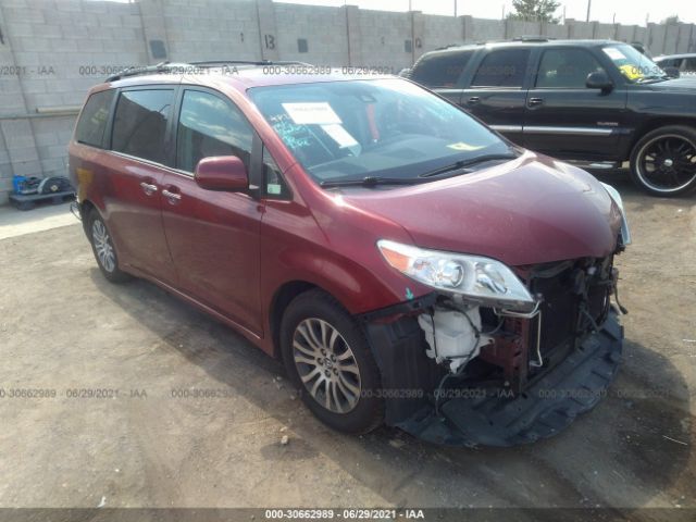 TOYOTA SIENNA 2018 5tdyz3dc8js923260