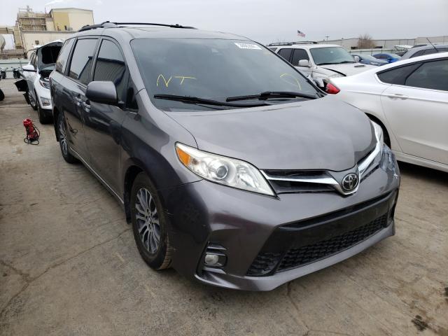 TOYOTA SIENNA XLE 2018 5tdyz3dc8js942312