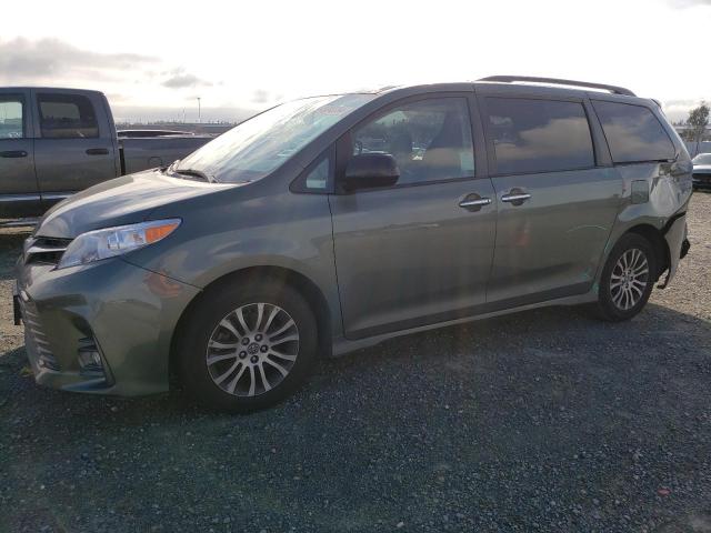 TOYOTA SIENNA XLE 2019 5tdyz3dc8ks007681